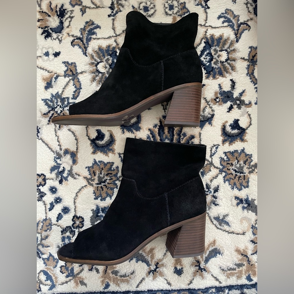 Lucky Brand Ryemi Open Toe Bootie Heels in Black
